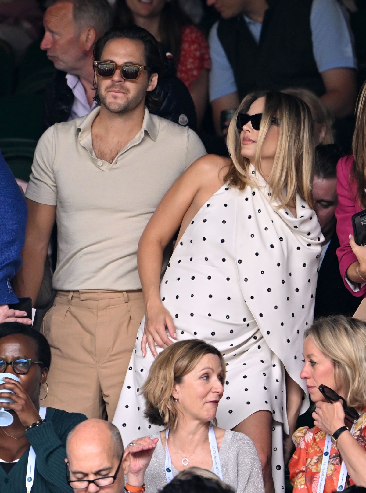 Margot Robbie y su marido en Wimbledon