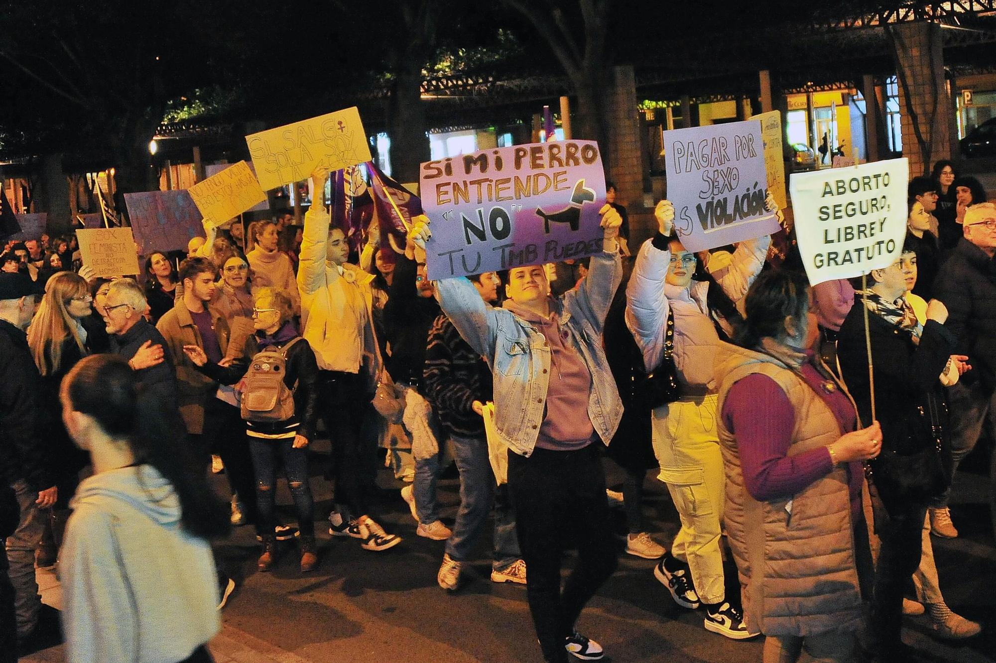 Manifestación 8M en Elche