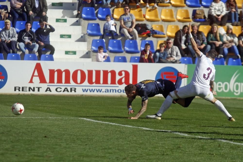 Partido entre el Ucam y el Jumilla