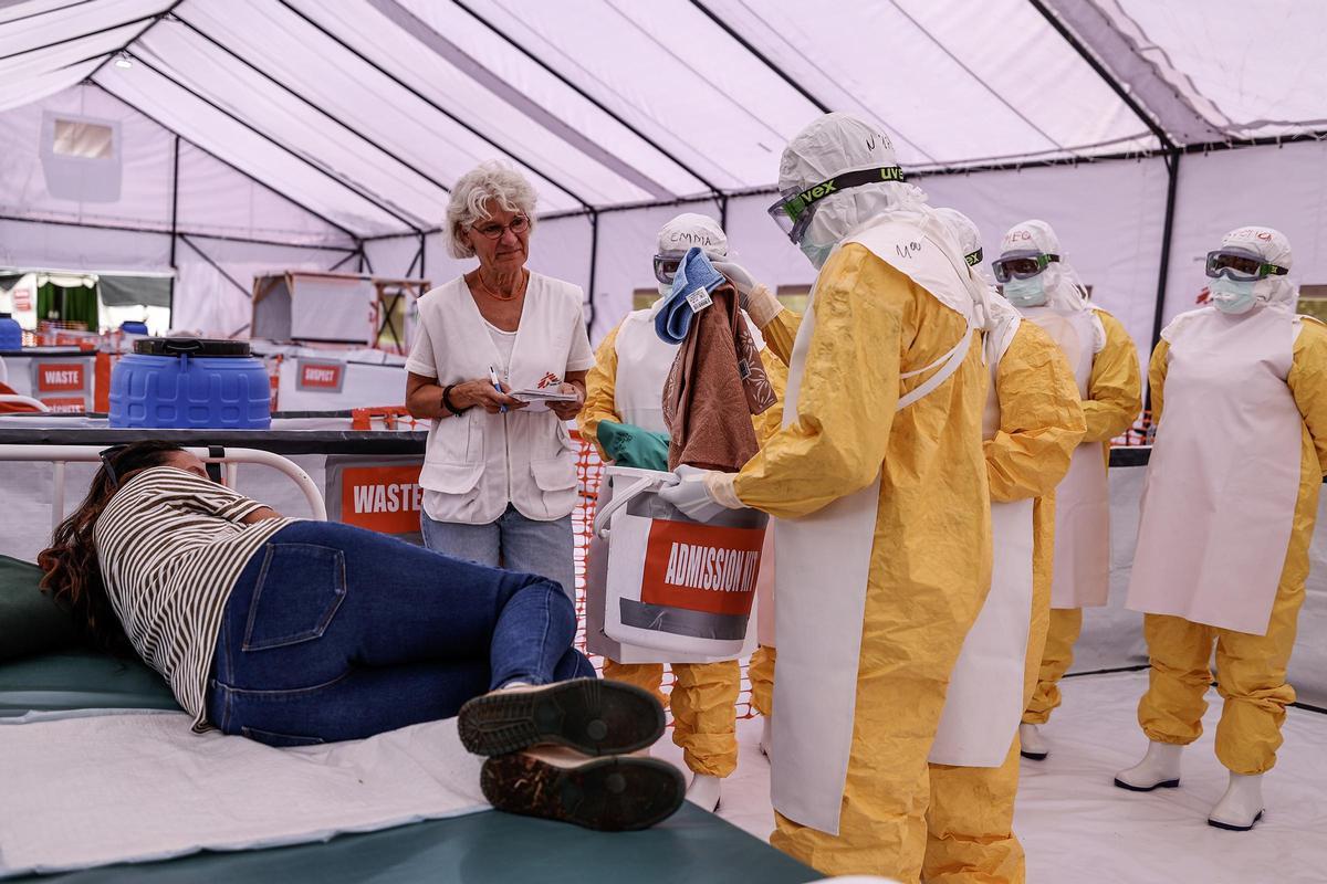 Médicos Sin Fronteras entrena a sus equipos en Nairobi ante el riesgo de ébola en la República Democrática del Congo Médicos Sin Fronteras entrena a sus equipos en Nairobi ante el riesgo de ébola en la República Democrática del Congo