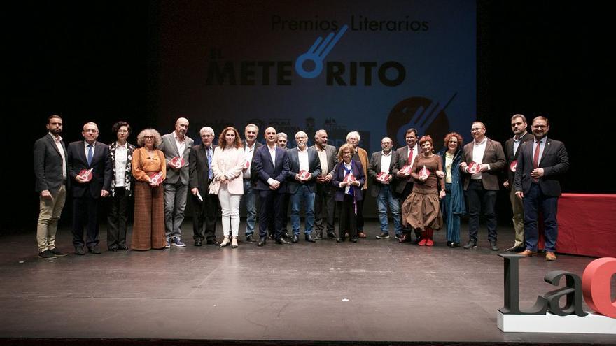 El polvo del Meteorito inunda el Teatro Villa de Molina de Segura