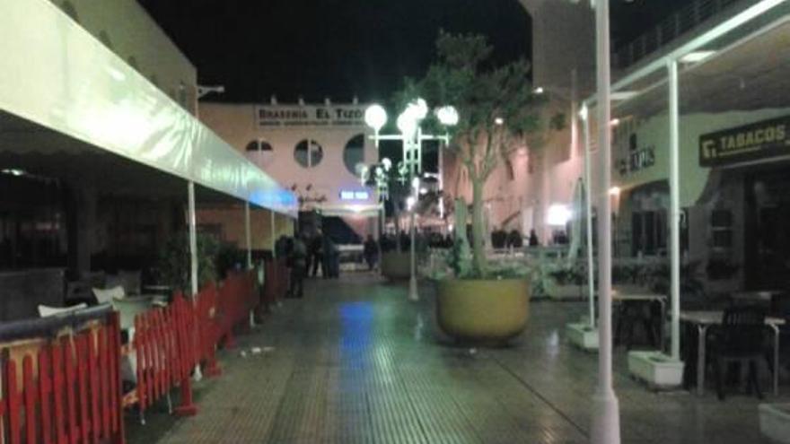 Dos detenidos por una pelea en la zona de pubs del Puerto de Alicante