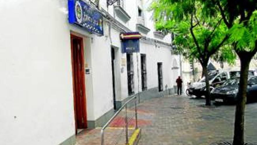 Tres detenidos por el robo de ropa en una tienda del centro