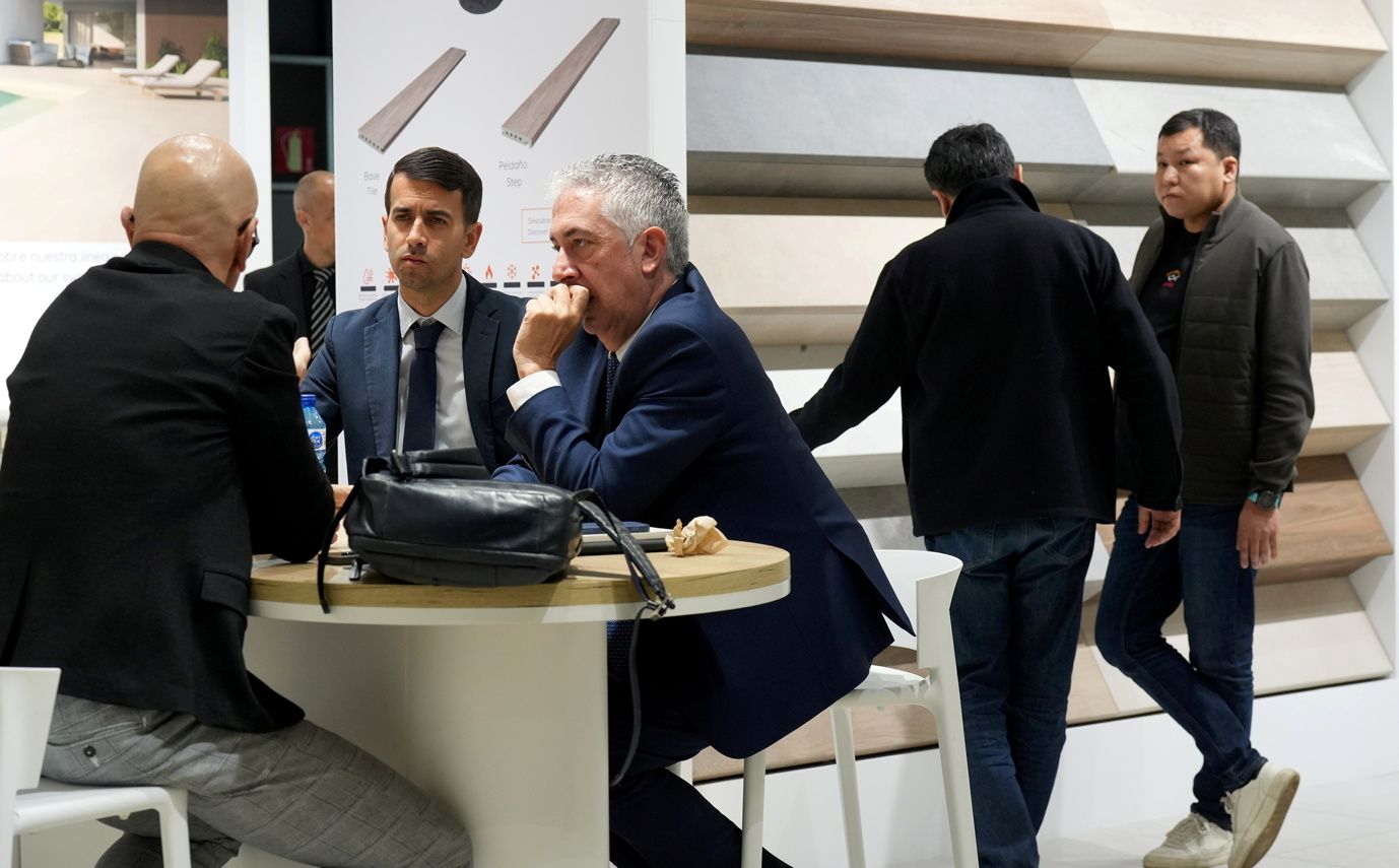 Galería de fotos en Cevisama 2025: Las mejores imágenes de este jueves en la feria de Valencia