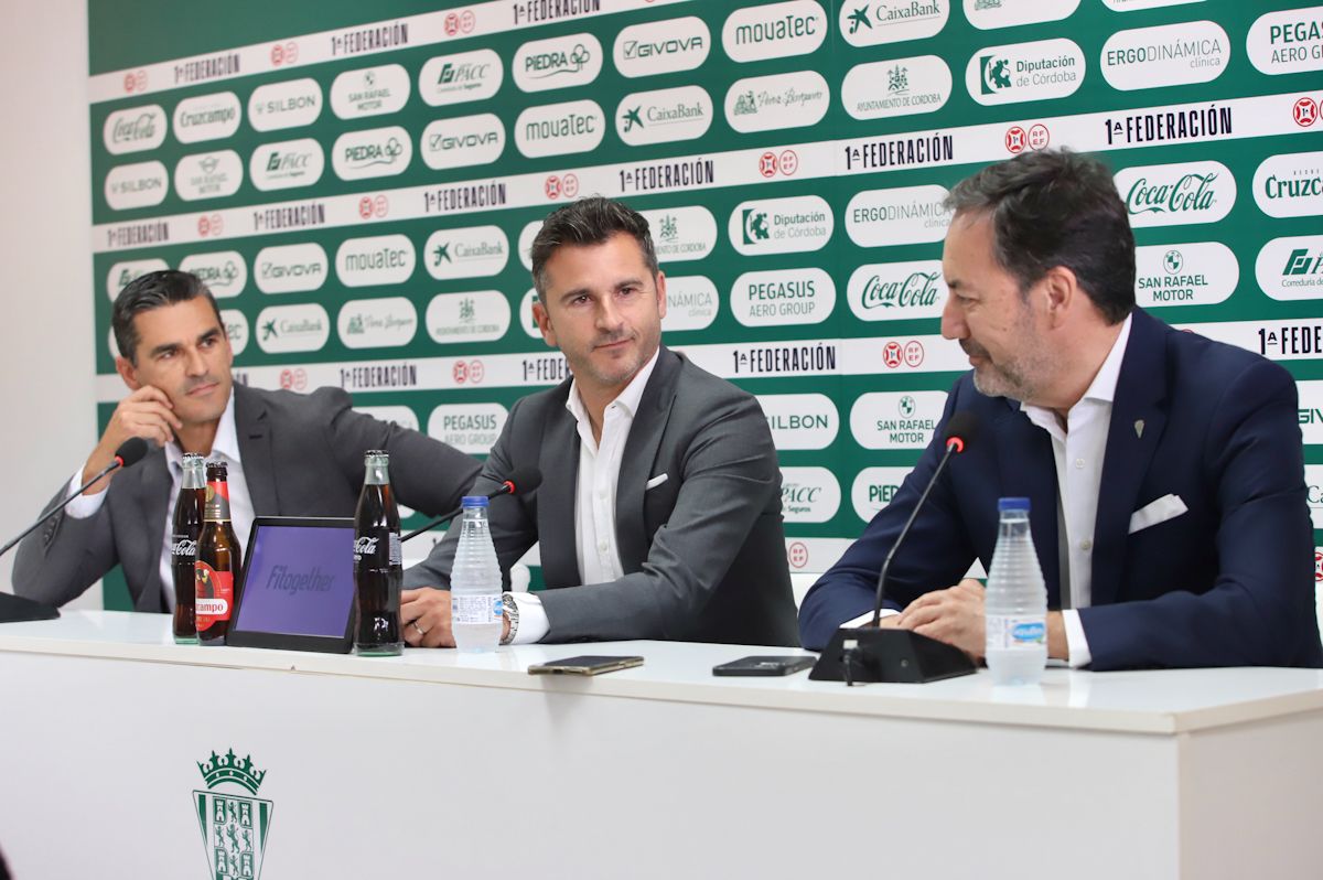 La presentación de Iván Ania en el Córdoba CF, en imágenes