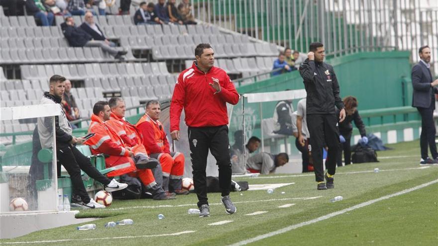 Rafa Navarro: «La afición no se merece la imagen del Lugo»