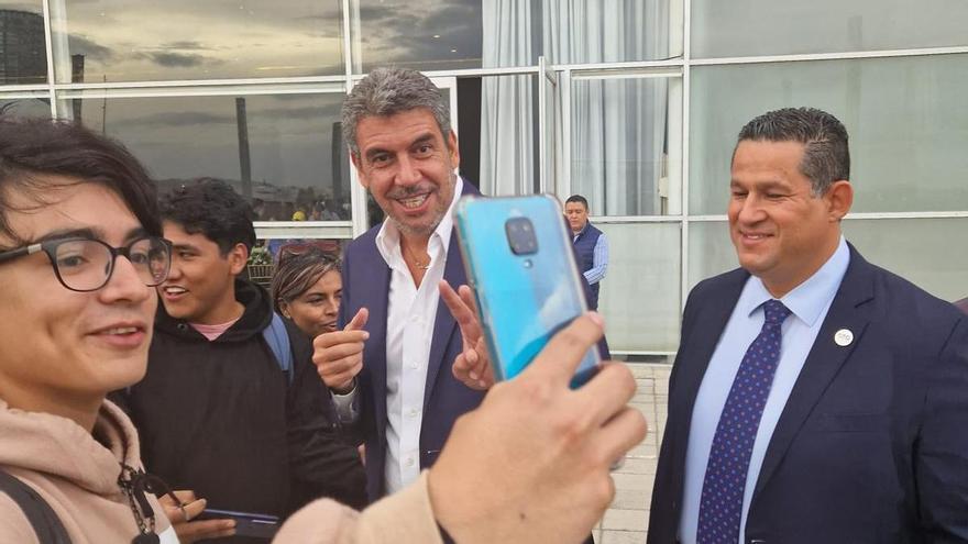 Pachuca, una fiesta con mucha sangre azul: Borja Sánchez, Arturo Elías, Alejandro Camaño… Oviedistas de hoy y antes en el acto comandado por Jesús Martínez