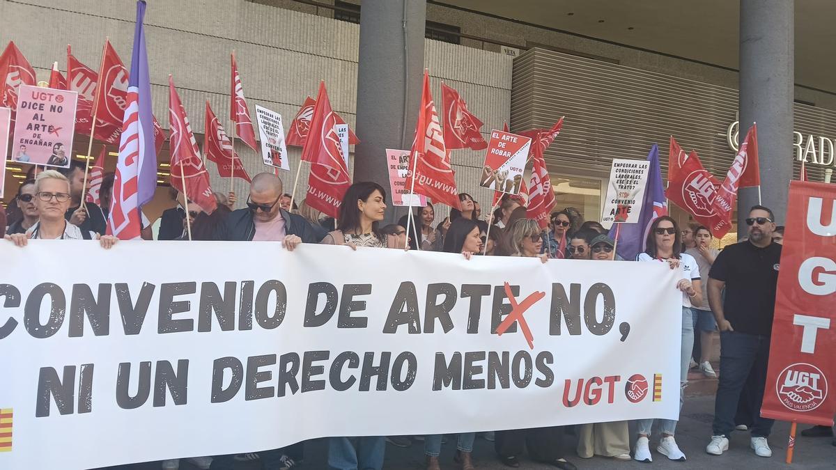 La protesta contra el convenio estatal de las cadenas de moda.