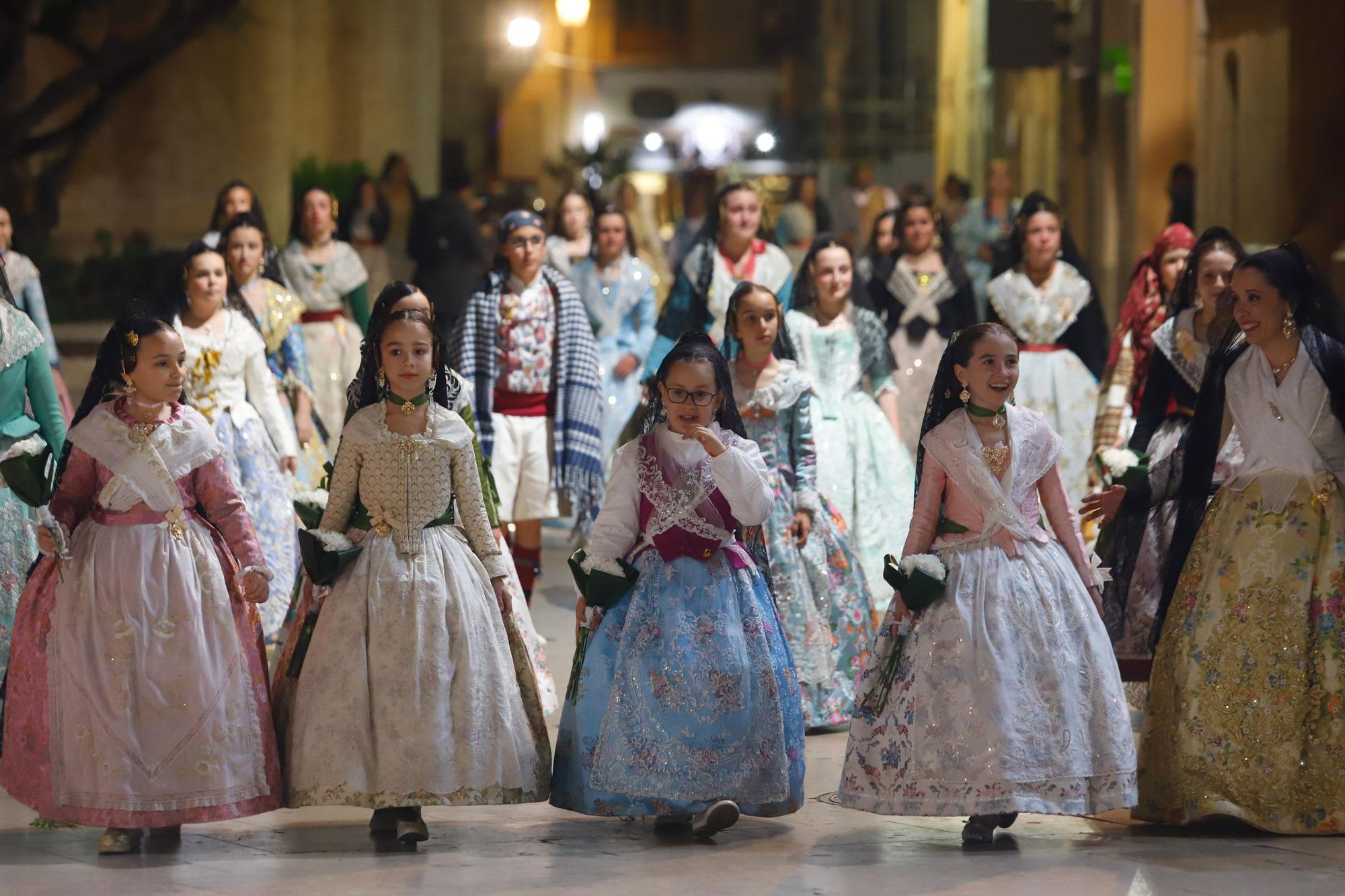 Búscate en el segundo día de la Ofrenda en la calle San Vicente entre las 22 y las 23 horas