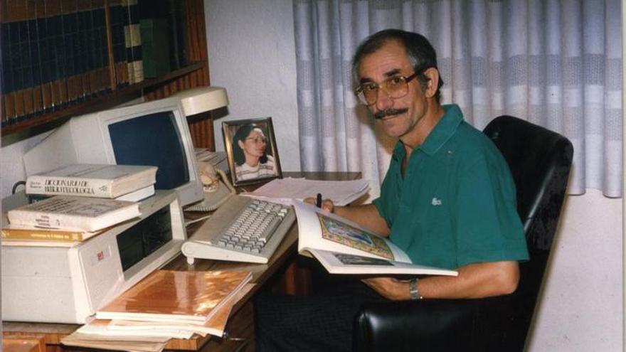 Entre tipos e palabras