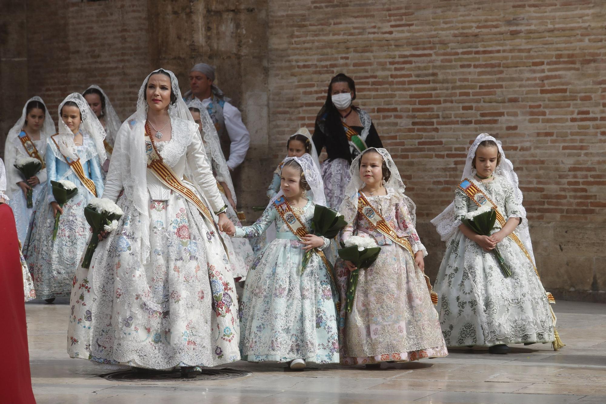 Búscate en el segundo día de ofrenda por la calle de la Paz (entre las 15:30 a las 17:00 horas)