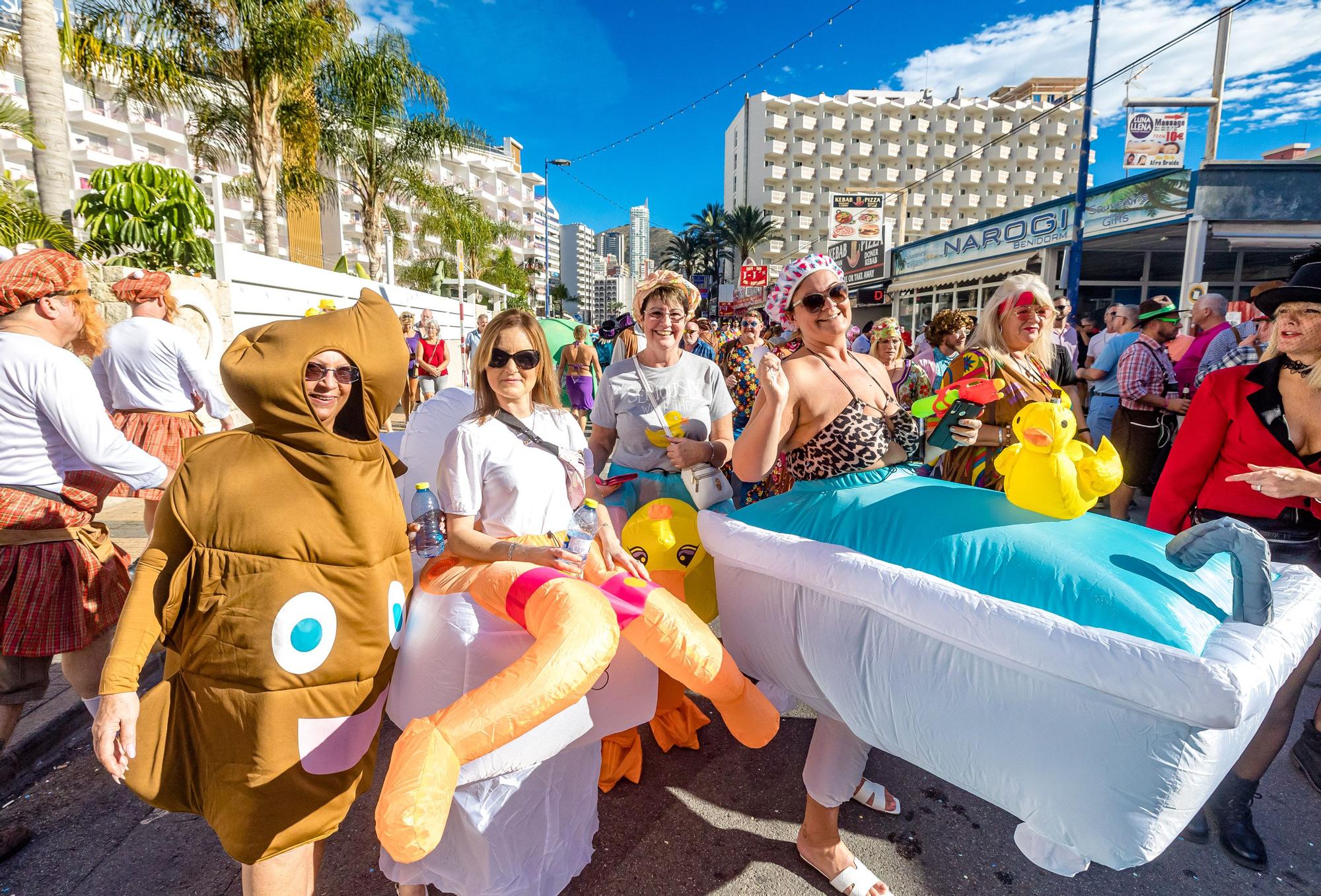 La "Fancy Dress" llena de disfraces Benidorm