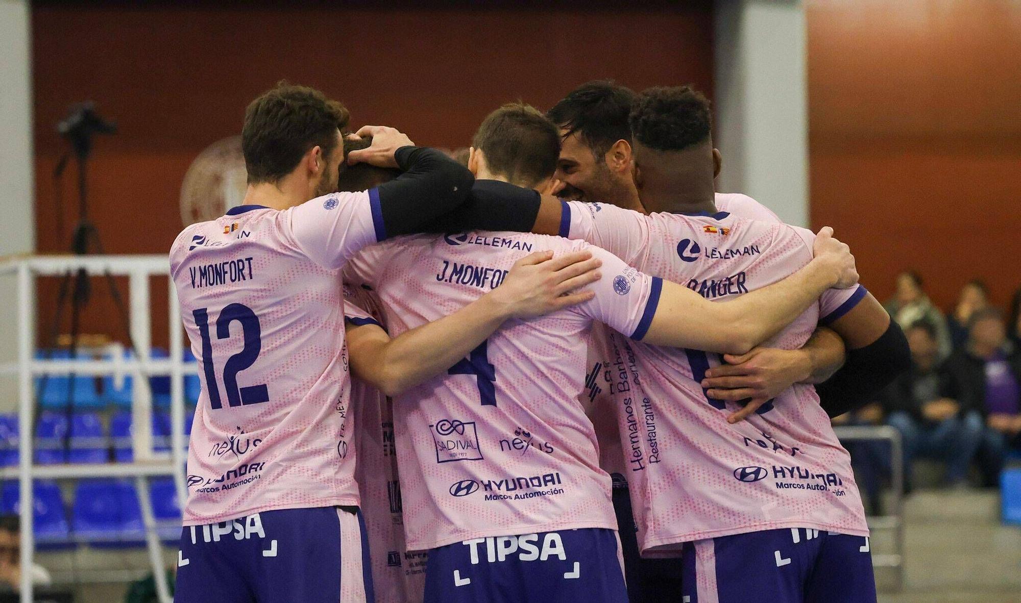 Partido del UPV Léleman Conqueridor ante el Cisneros Alter Tenerife (2-3)