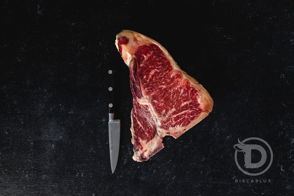 El 1 T-Bone de 1 kg está incluido en el pack especial para barbacoa de Discarlux.