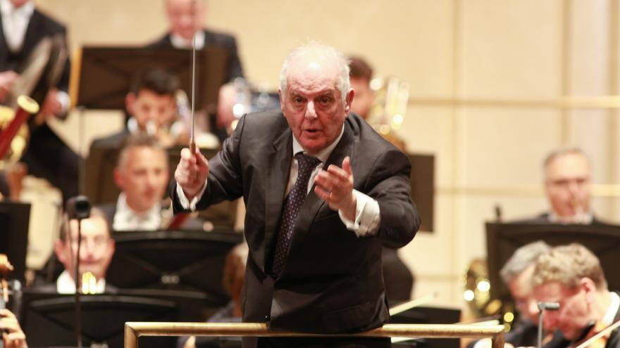 Daniel Barenboim renuncia como director musical de Staatsoper por motivos de salud