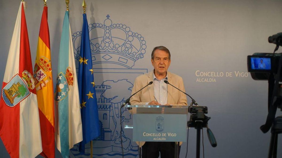 Caballero, en la rueda de prensa de ayer