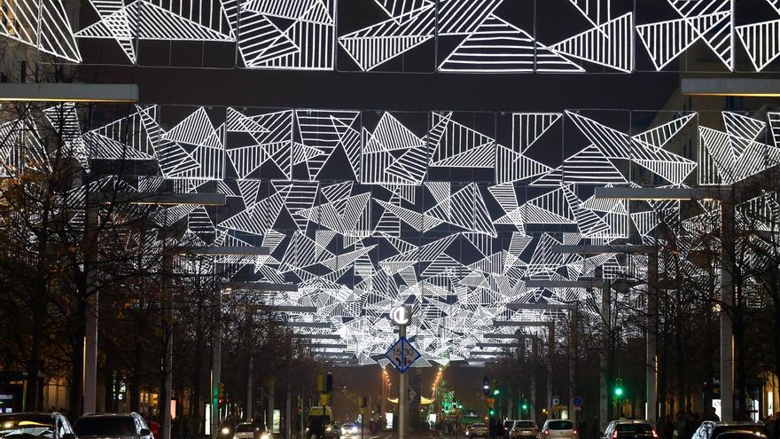 Zaragoza adelanta su Navidad a noviembre y gastará 150.000 € más en luces, el doble que hace dos años