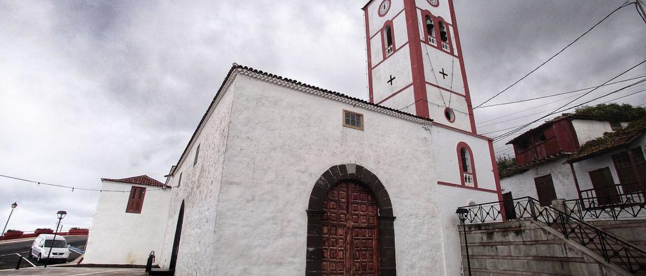 La escalera anexa a la iglesia de San Antonio de Padua, en El Tanque, será eliminada.