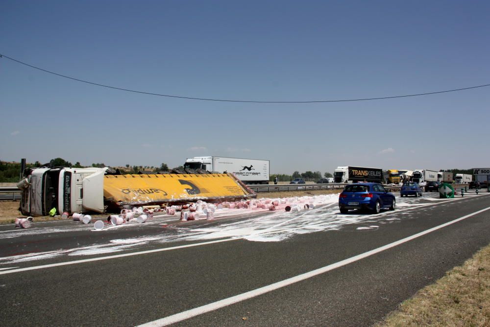 Accident entre 3 camions a l'A-2