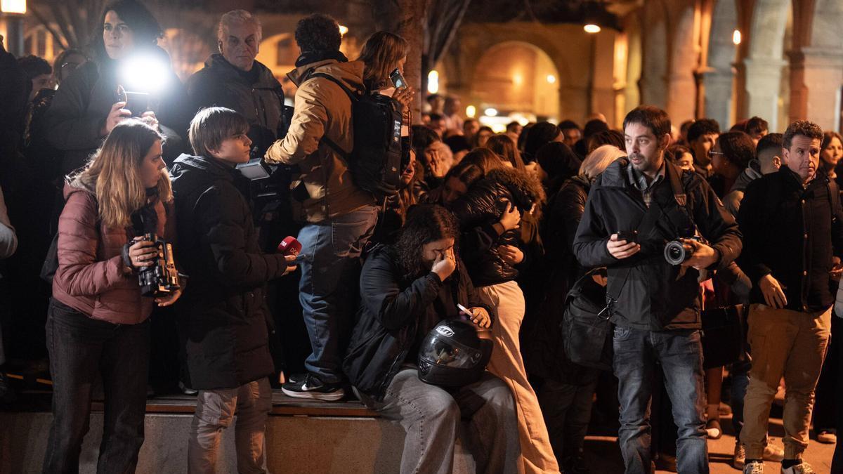 Minuto de silencio por las 5 víctimas en Manlleu