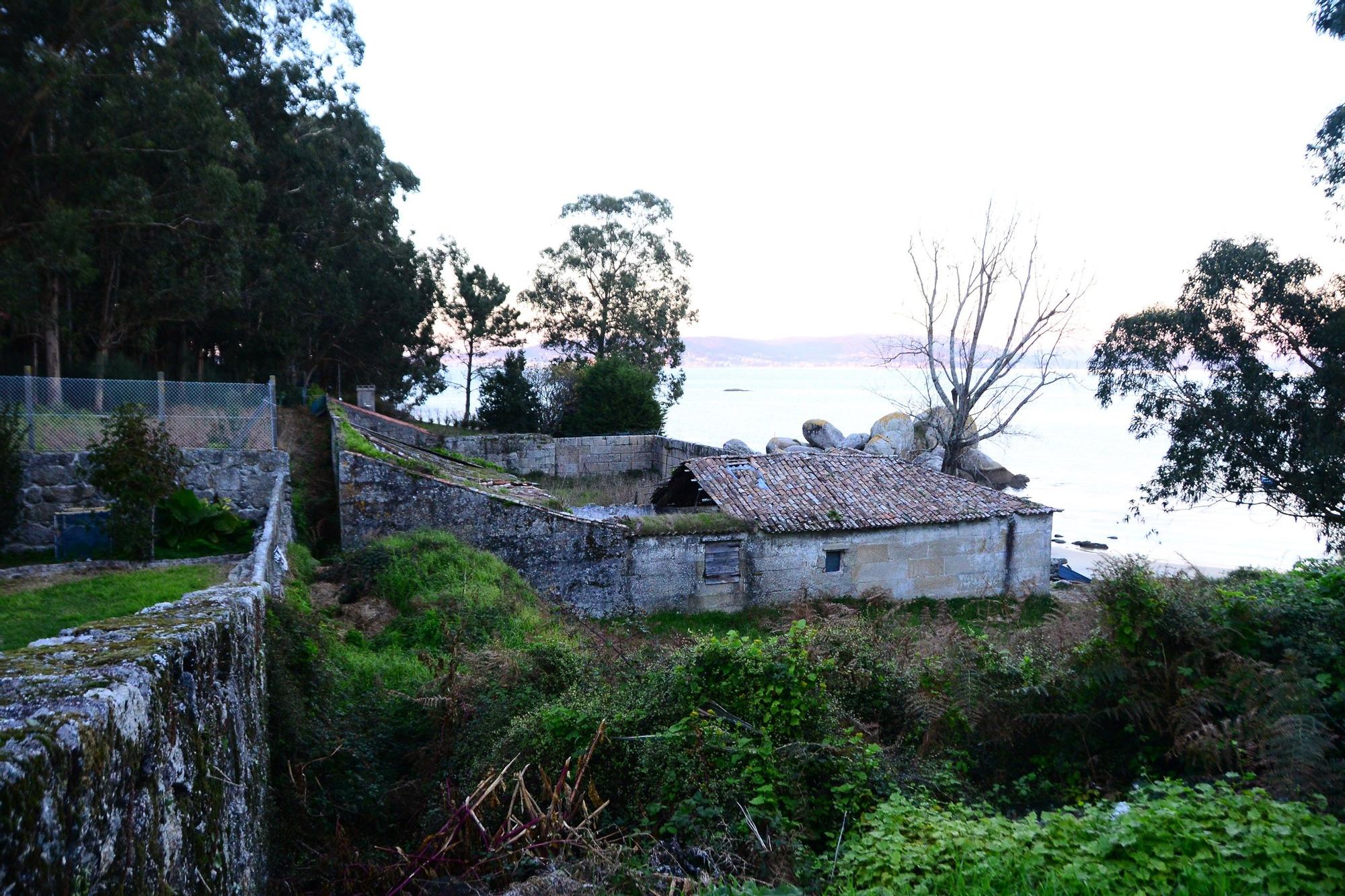 La salazón de Mourisca, en Bueu. Su estado antes de la restauración