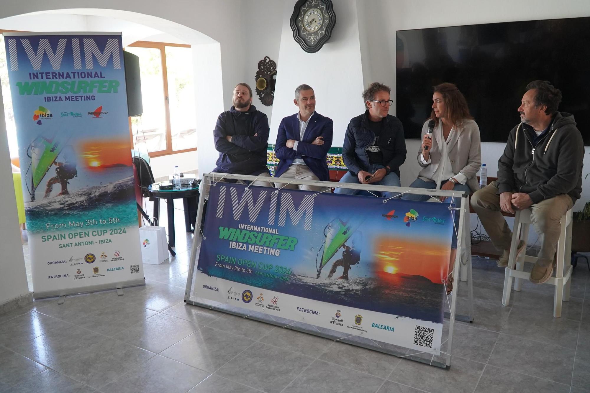 Un momento de la presentación del Internationa lWindsurfer Ibiza Meeting