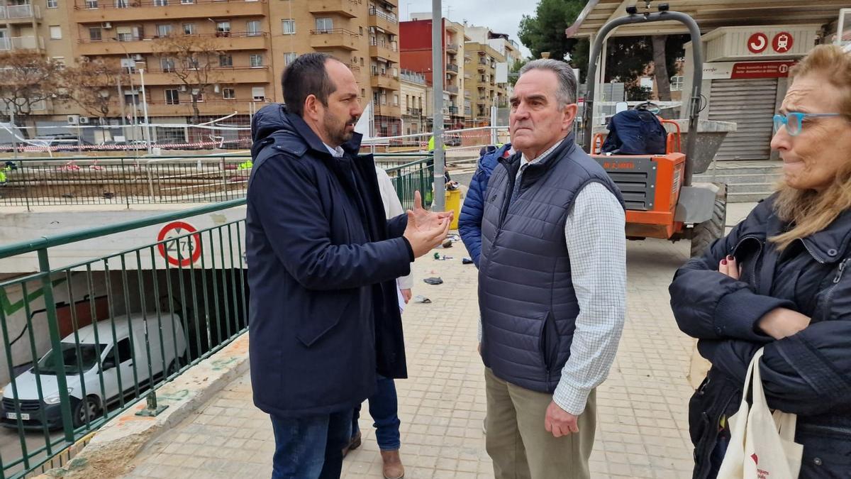 Visita del vicepresident Gan Pampols a Aldaia amb l'alcalde Guillermon Luján i la regidora Empar Folgado.
