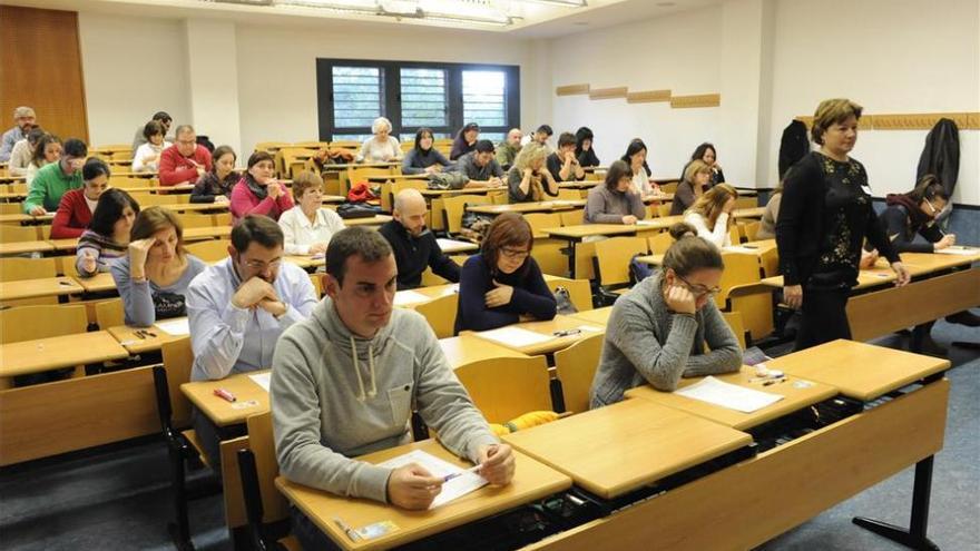 Educación sacará 13.000 plazas de maestro y profesor hasta el 2021