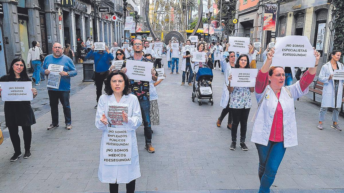 Un instante de la huelga de médicos y facultativos temporales celebrada en diciembre.