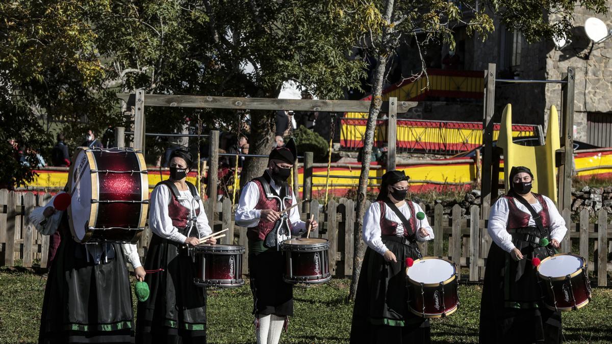 Pueblo Ejemplar 2021: La Familia Real visita Santa María del Puerto, en Somiedo