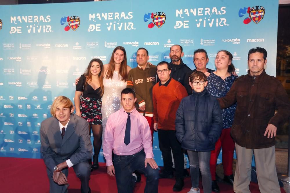 El Levante UD y su Fundación presentan la película levantinista "Maneras de vivir"