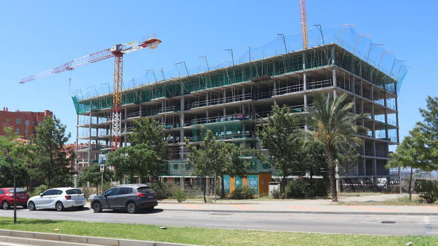 Obras de un edificio de viviendas en Málaga capital.