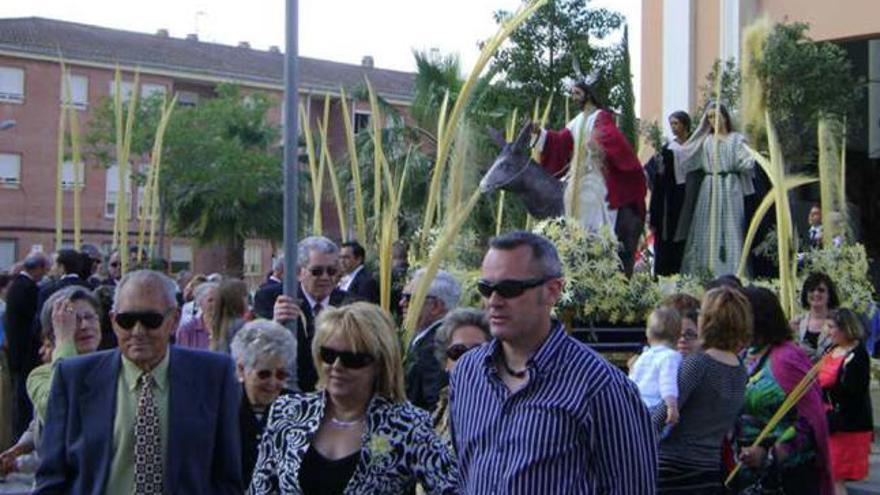 Cientos de palmas participan en el Domingo de Ramos