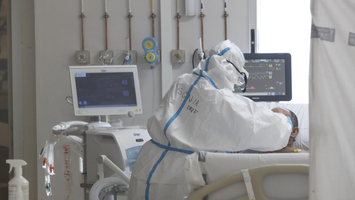 Enfermos de covid en el Hospital General de Castellón.