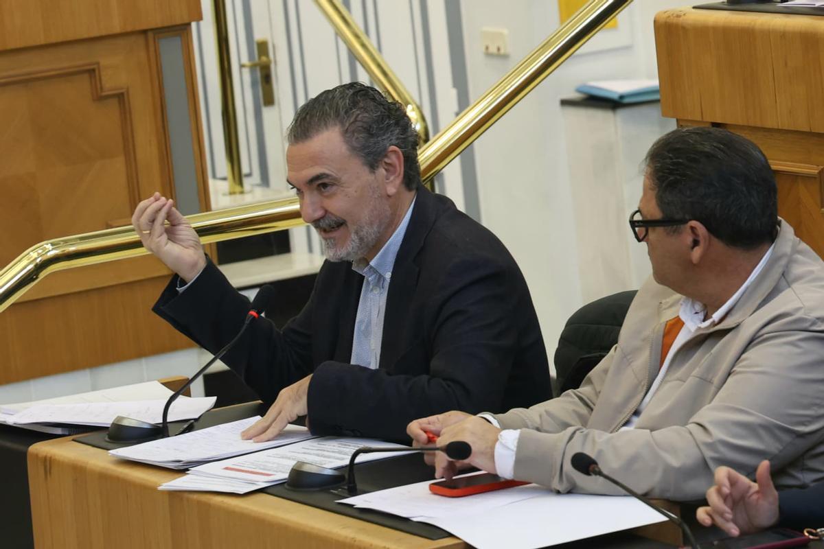Pleno extraordinario en la Diputación de Alicante para aprobar el presupuesto de 2026