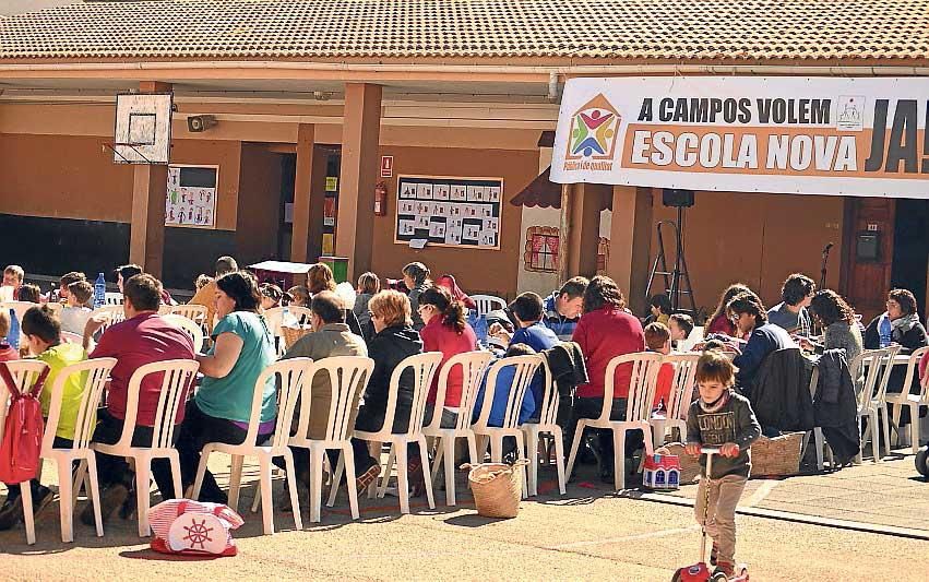 Sardinada de denuncia en Campos