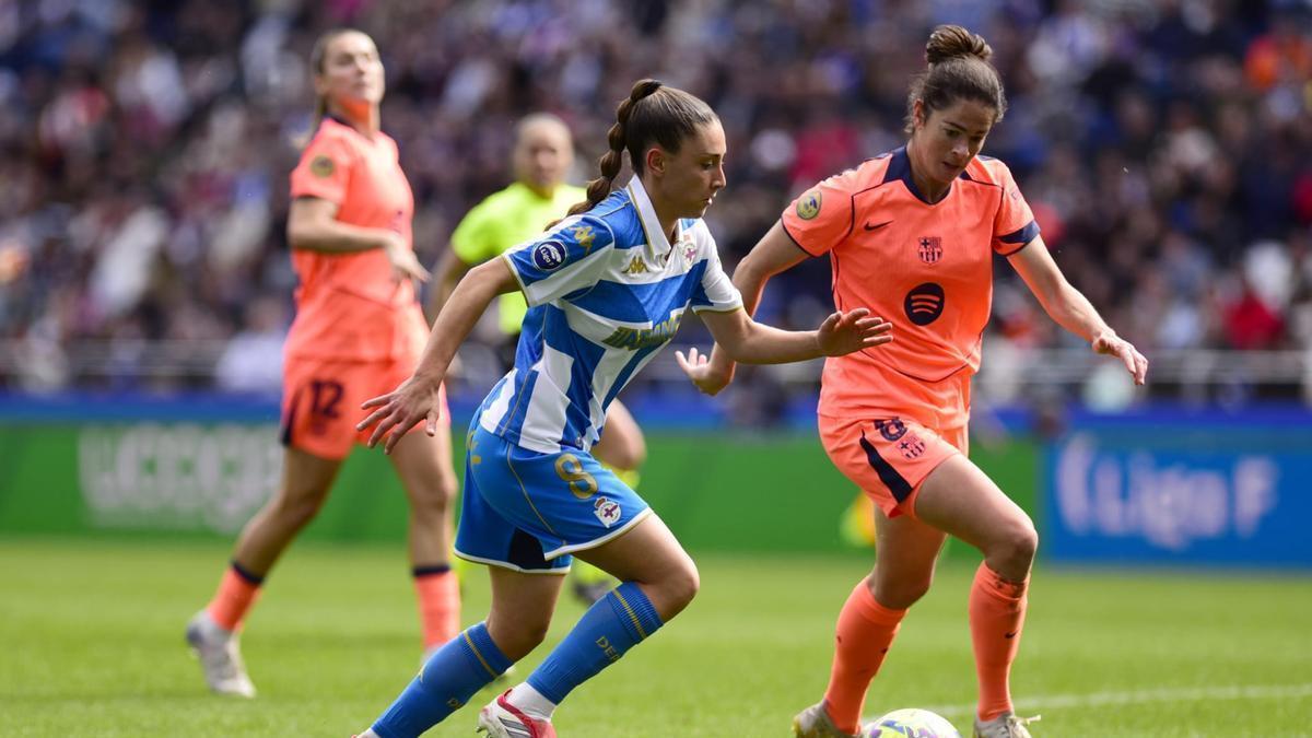 Olaya, en acción, ante Marta Torrejón