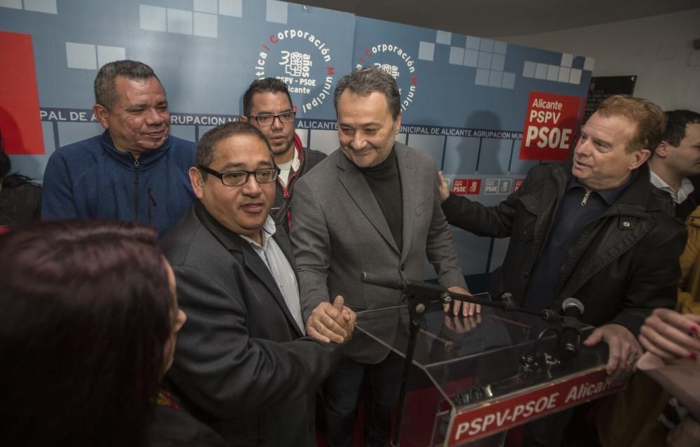 Francesc Sanguino se presenta como candidato en la sede del PSPV-PSOE de Alicante