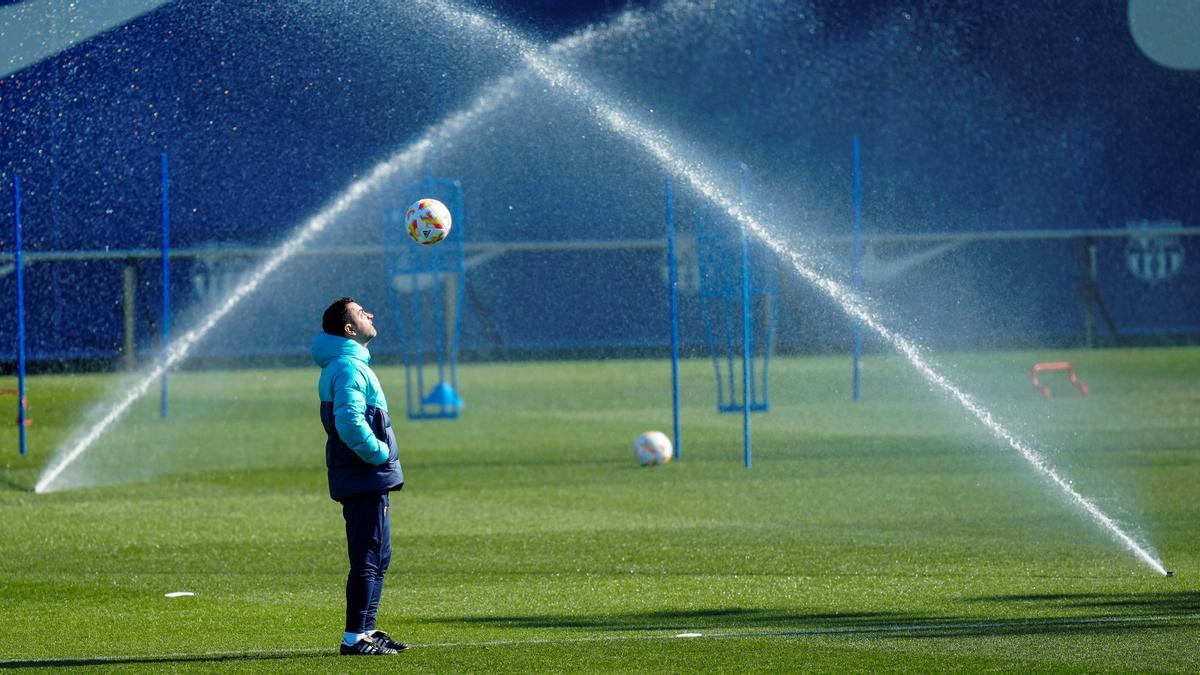 Xavi, en el entrenamiento previo al Madrid-Barça de la Copa.