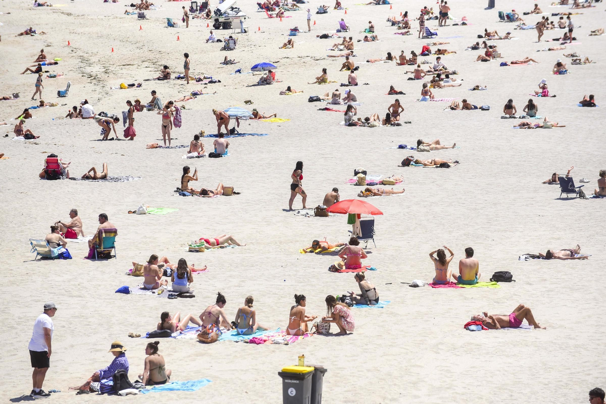 Comienza la temporada de playa en A Coruña con días de sol y calor