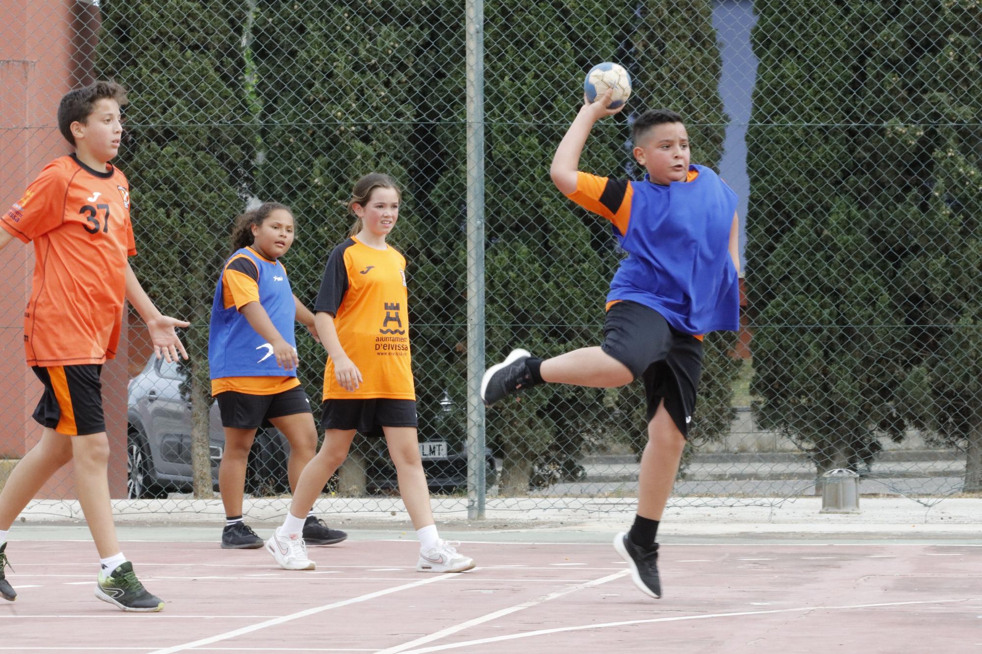 Diada de balonmano en sa Blanca Dona