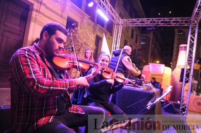 Los comercios conquistan la calle con la Shopping