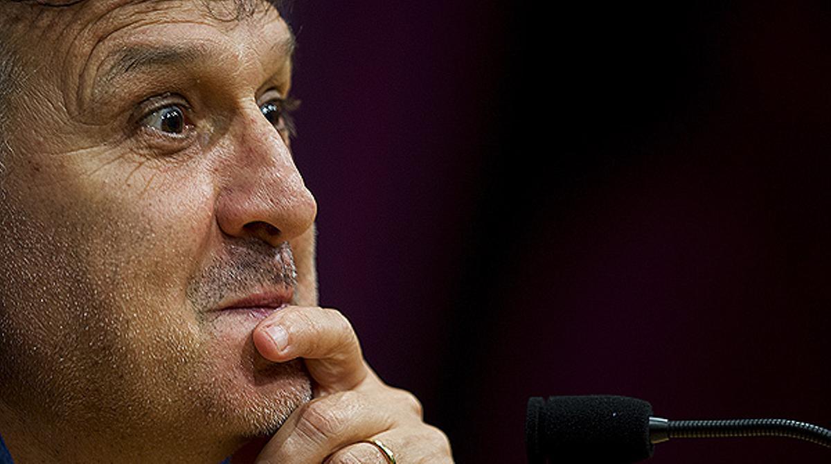 L’entrenador blaugrana explica que espera un Barça ambiciós i capaç d’evitar les pèrdues de pilota que puguin generar contraatacs.