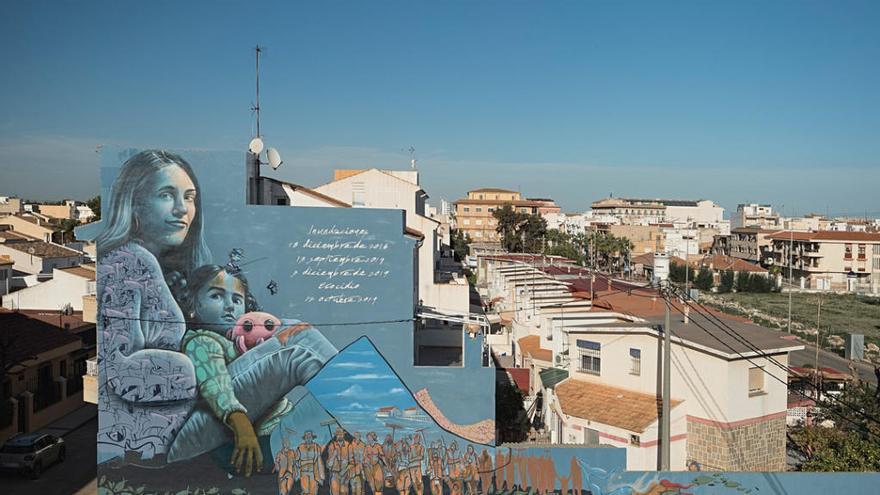 La esperanza y la tragedia de un pueblo en el nuevo mural de Los Alcázares