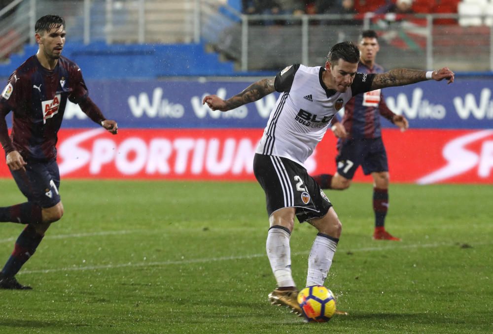 Eibar - Valencia, en imágenes