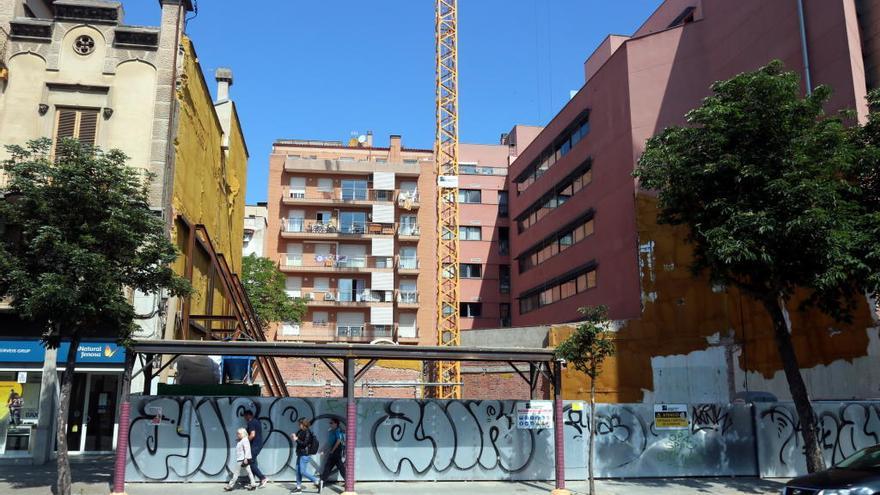 Les obres d&#039;un edifici de nova construcció a l&#039;avinguda Jaume I de Girona