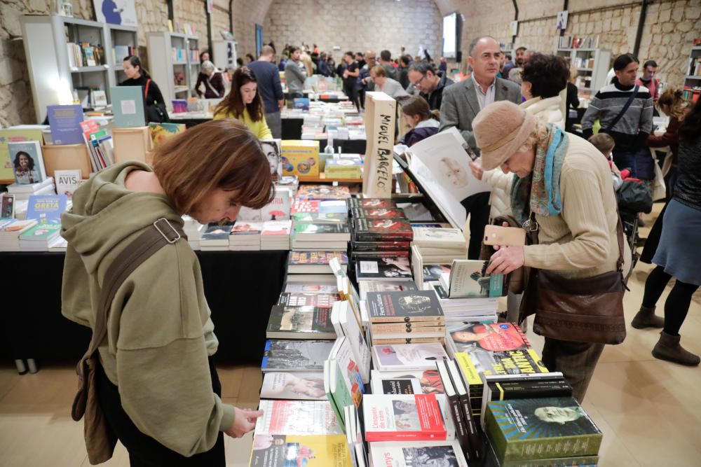 El libro en catalán incrementa sus ventas en el Aljub de Es Baluard