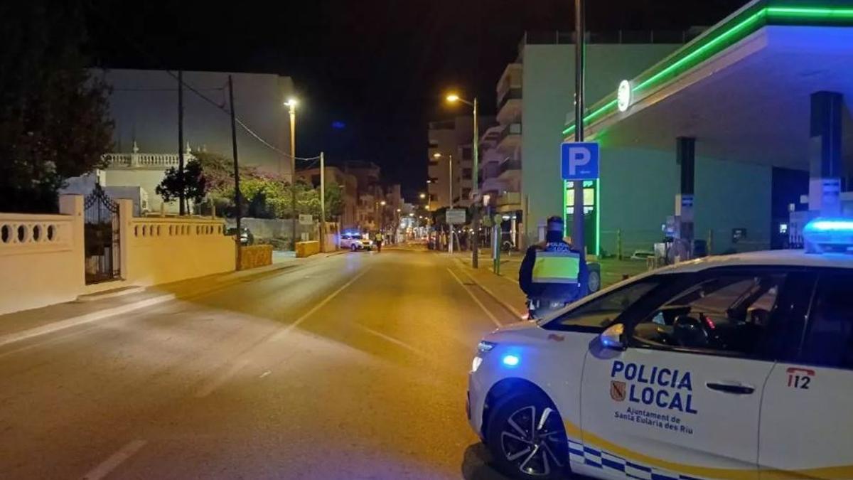 Policía Local de Santa Eulària en una imagen de archivo