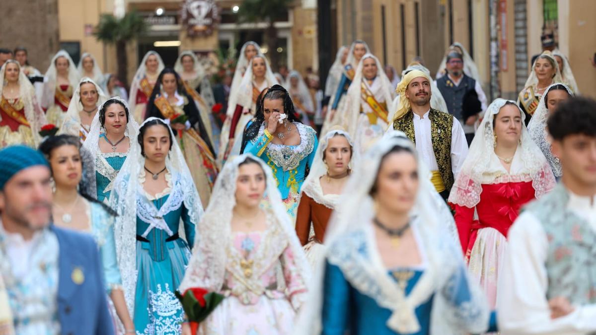 Búscate en el segundo día de ofrenda de las Fallas 2024.