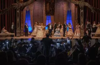 “La Traviata” entusiasma y abarrota el Auditorio Mar de Vigo